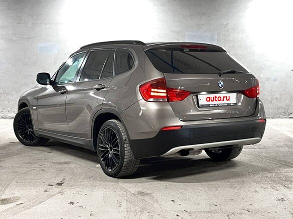 2011 BMW X1 18i I (E84), коричневый, 1390000 рублей - вид 15