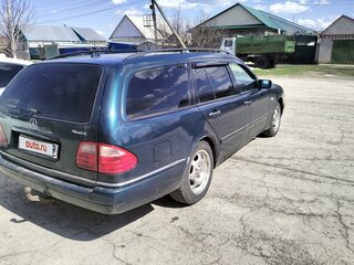 1998 Mercedes-Benz E-Класс 280 II (W210, S210), зелёный, 450000 рублей, вид 5