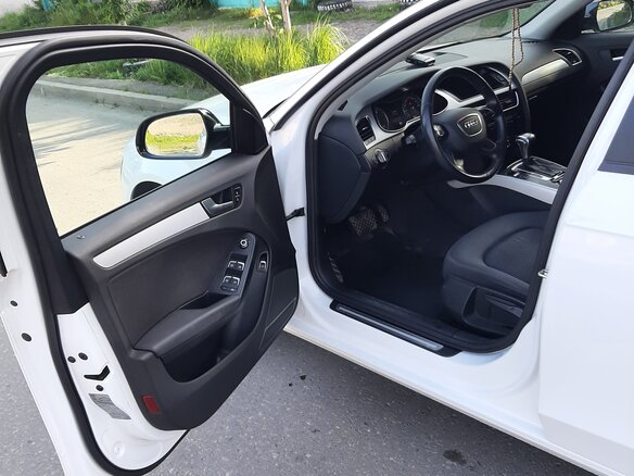 2015 Audi A4 IV (B8) Рестайлинг, белый, 1700000 рублей - вид 6