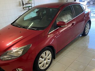 2012 Ford Focus III, красный, 975000 рублей, вид 2