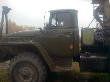 1989 Урал 4320, зелёный, 1200000 рублей, вид 2