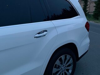 2017 Mercedes-Benz GLS 450 I (X166), белый, 5238220 рублей, вид 4