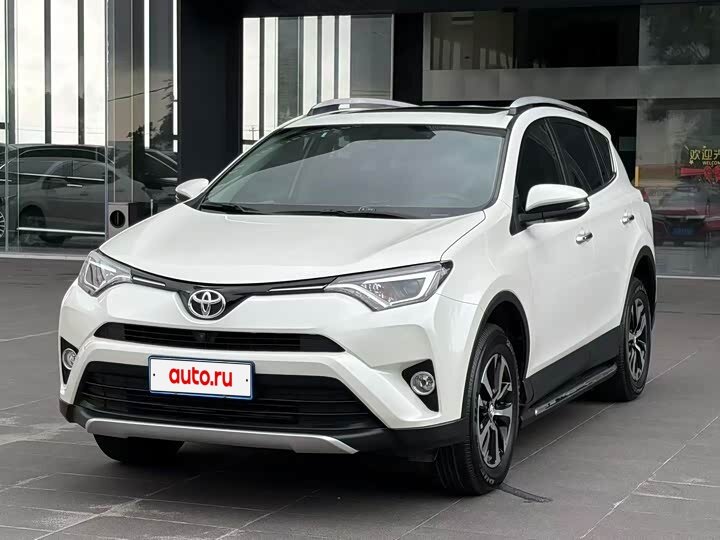 Открыть фотографии: Toyota RAV4 IV (XA40) Рестайлинг