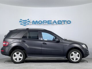 2011 Mercedes-Benz M-Класс 300 II (W164) Рестайлинг, чёрный, 1420000 рублей, вид 4