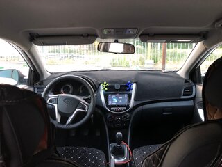 2012 Hyundai Solaris I, белый, 750000 рублей, вид 5