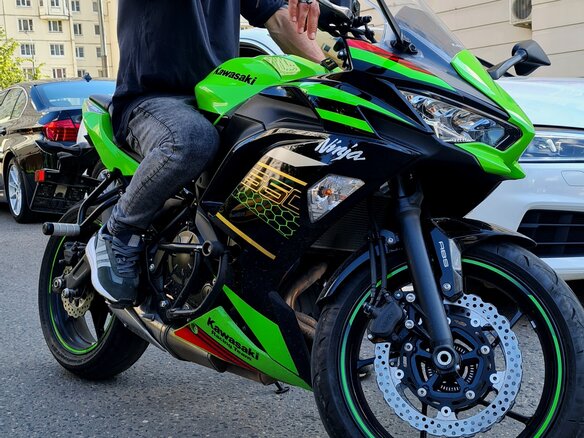 2020 Kawasaki Ninja 650, зелёный, 845000 рублей - вид 6