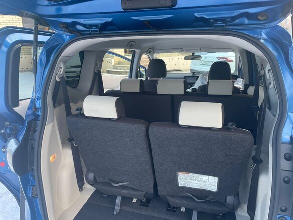 2016 Toyota Sienta II, синий, 1350000 рублей - вид 11