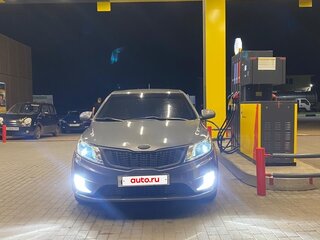 2013 Kia Rio III, серый, 800000 рублей, вид 1