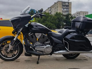 2012 Victory Cross Country, чёрный, 1070000 рублей, вид 2
