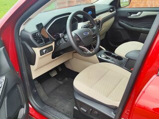 2021 Ford Escape IV, красный, 1899637 рублей, вид 5