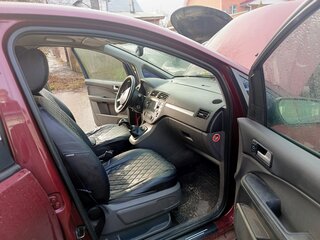 2004 Ford C-MAX I, красный, 395000 рублей, вид 4