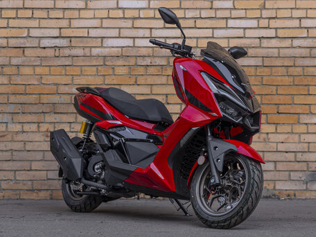 2026 GPX DZ3, красный, 379900 рублей, вид 3