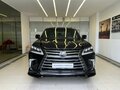 2017 Lexus LX 570 III Рестайлинг 2, чёрный, 7825000 рублей - вид 1