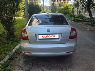 2013 Skoda Octavia II (A5) Рестайлинг, серый, 700000 рублей, вид 4