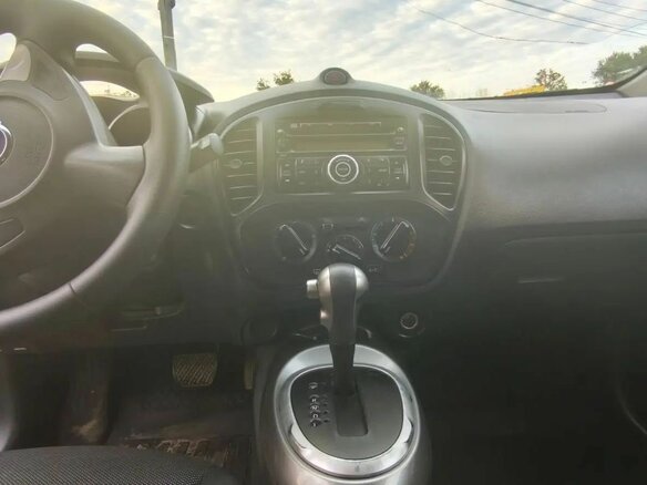 2013 Nissan Juke I, серебристый, 650000 рублей - вид 2