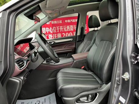 2023 GAC Trumpchi M6 Pro, серебристый, 2800000 рублей, вид 5