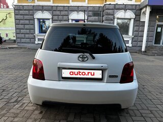 2002 Toyota Ist I, белый, 430000 рублей, вид 2