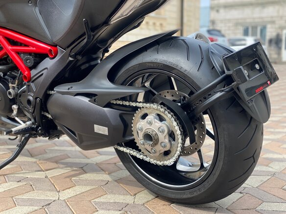 2012 Ducati Diavel Carbon, красный, 999999 рублей - вид 16