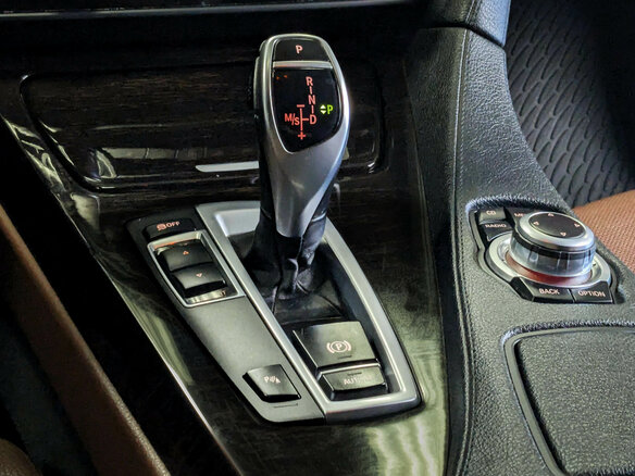 2012 BMW 6 серии Gran Coupe 640i III (F06/F13/F12), белый, 2275500 рублей - вид 10