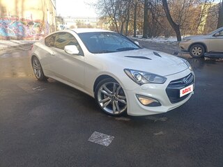 2013 Hyundai Genesis Coupe I Рестайлинг, белый, 1500000 рублей, вид 3