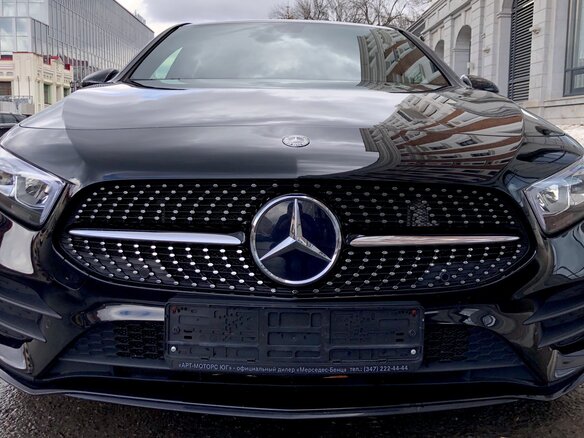 2018 Mercedes-Benz A-Класс 200 IV (W177), чёрный, 2420000 рублей