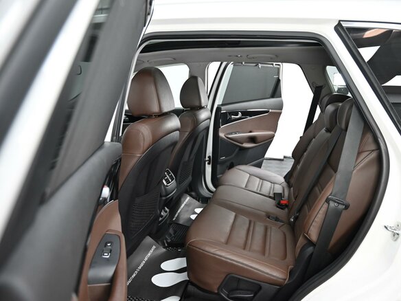 2018 Kia Sorento III Prime Рестайлинг, белый, 2505000 рублей - вид 13
