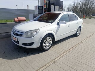 2011 Opel Astra H Рестайлинг, белый, 700000 рублей, вид 4