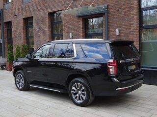 2022 Chevrolet Tahoe V, чёрный, 8250000 рублей, вид 4