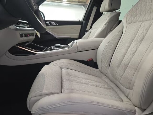 2026 BMW X7 40i I (G07) Рестайлинг, синий, 18008400 рублей - вид 13