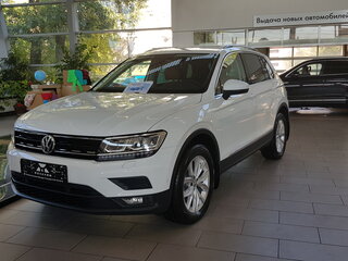 2018 Volkswagen Tiguan II, белый, 2400000 рублей, вид 1