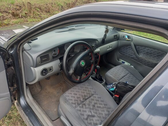 1998 Skoda Octavia I (A4), серый, 370000 рублей - вид 4