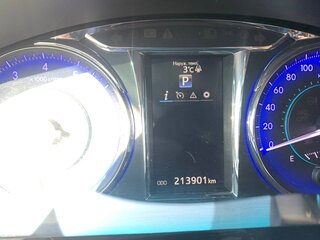 2016 Toyota Camry VII (XV50) Рестайлинг, белый, 1900000 рублей, вид 4