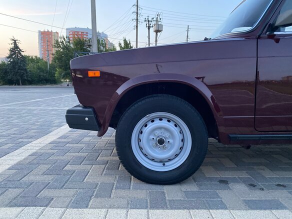2007 Lada (ВАЗ) 2105, красный, 410000 рублей - вид 12
