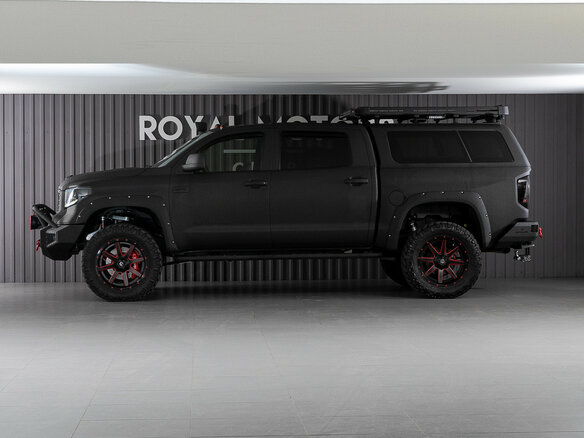 2014 Toyota Tundra CrewMax II Рестайлинг, чёрный - вид 2