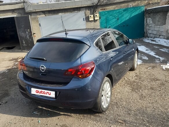2011 Opel Astra J, синий, 1300000 рублей - вид 10