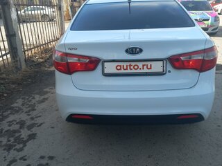 2012 Kia Rio III, белый, 620000 рублей, вид 2