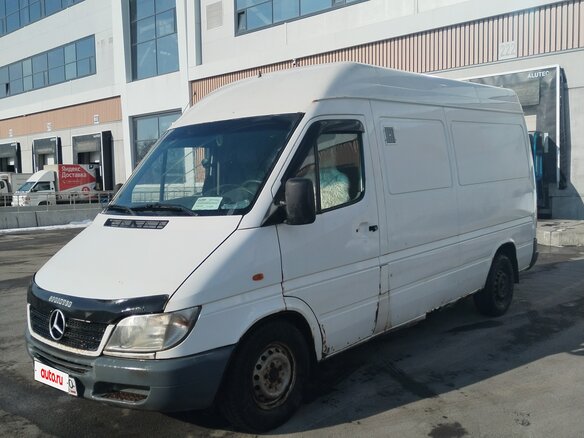 2002 Mercedes-Benz Sprinter, белый, 620000 рублей - вид 5
