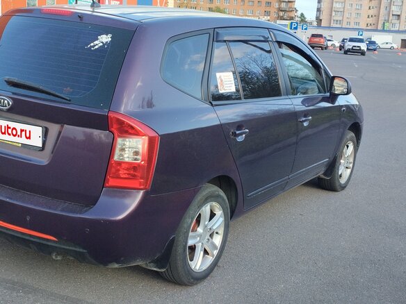 2010 Kia Carens II (UN), фиолетовый, 550000 рублей - вид 5