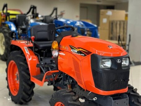 2025 Kubota L215, 999999 рублей, вид 2