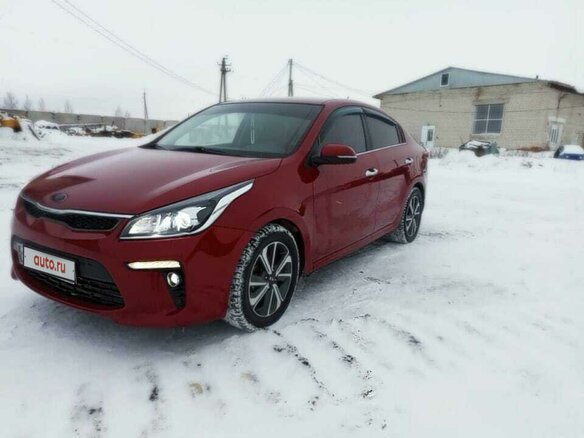 2017 Kia Rio IV, красный, 1500000 рублей