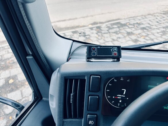 2024 Isuzu ELF KV100, белый, 4750000 рублей - вид 21