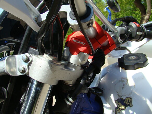 1995 Yamaha TT-R250, белый, 300000 рублей - вид 12