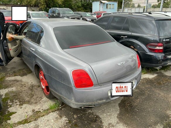 2011 Bentley Continental Flying Spur, серый - вид 3