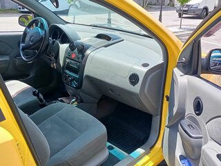 2005 Chevrolet Aveo I, жёлтый, 320000 рублей, вид 4
