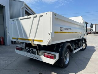 2024 JAC N90, белый, 7000000 рублей, вид 2