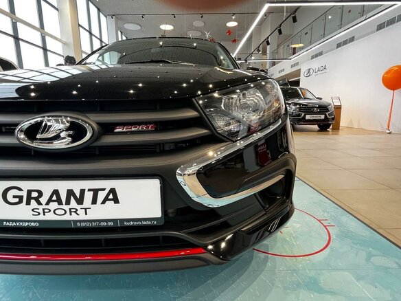 2026 Lada (ВАЗ) Granta Sportline I Рестайлинг, чёрный, 1409000 рублей - вид 1