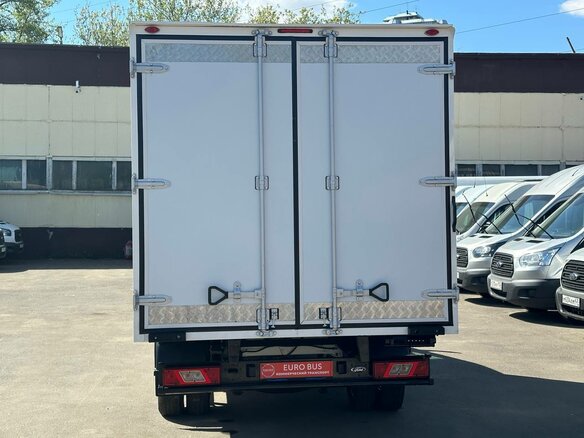 2018 Ford Transit, белый, 2350000 рублей - вид 5