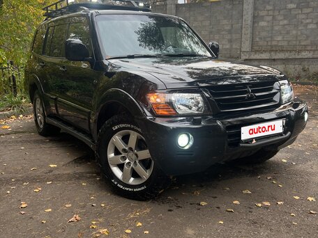 2006 Mitsubishi Pajero III Рестайлинг, чёрный, 830000 рублей, вид 4