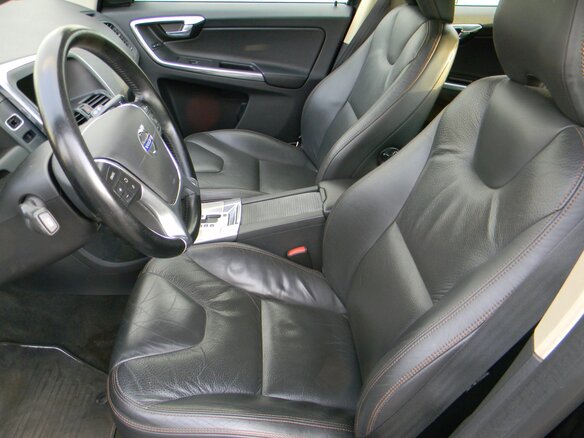 2012 Volvo XC60 I, чёрный - вид 7