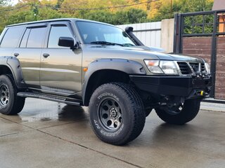 2000 Nissan Patrol V (Y61), зелёный, 4500000 рублей, вид 4